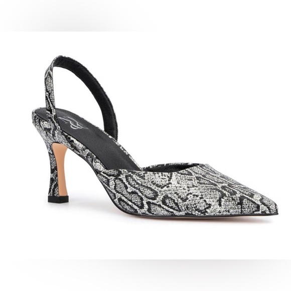 WOMEN'S NEW YORK AND COMPANY ANTONELLA PUMPS - Picture 1 of 10
